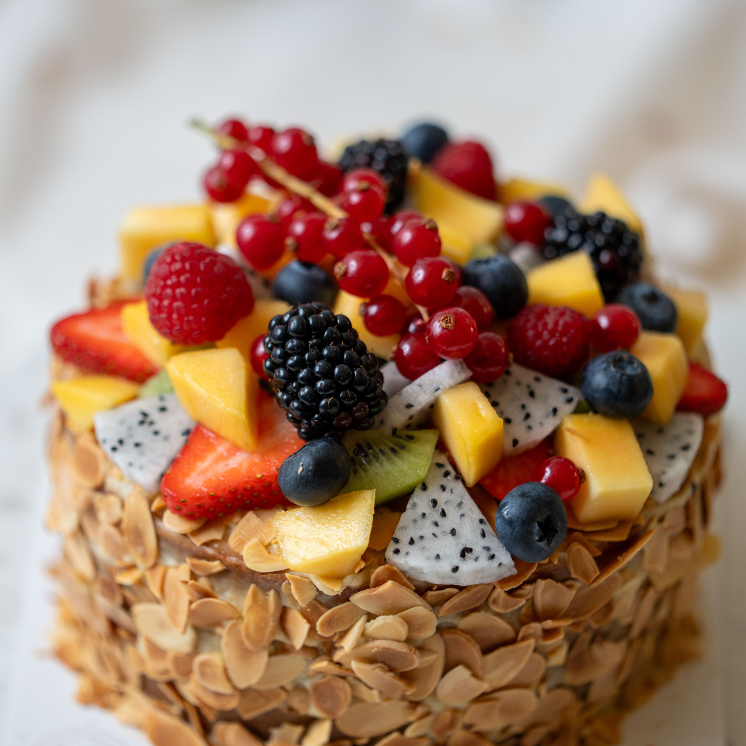 CUSTARD FRUIT CAKE - Mozaabi Cucina